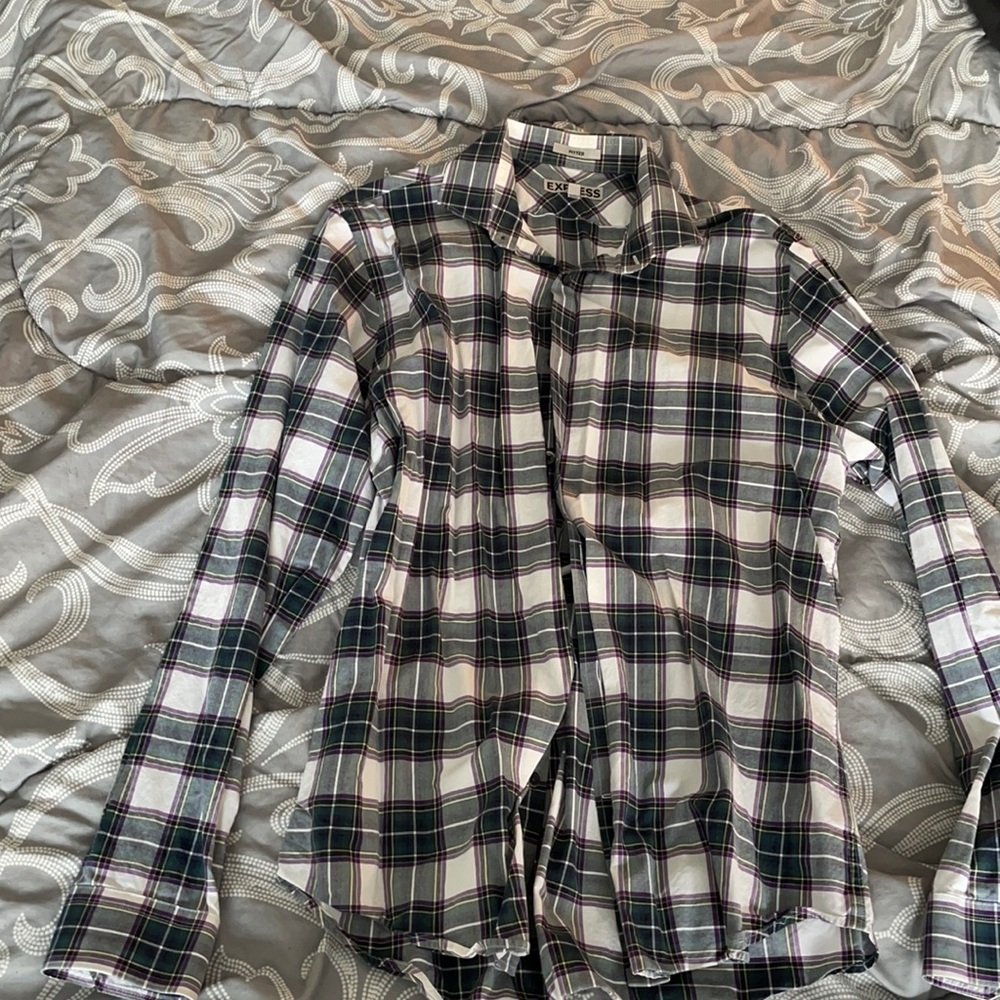 Express purple and white fitted button down